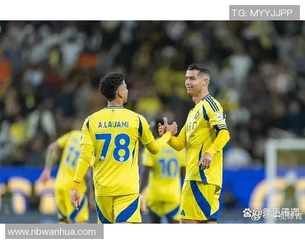 豪门球队频现足球巨星沦为替补引发球迷热议与未来去向猜想 豪门球队频现足球巨星沦为替补引发球迷热议与未来去向猜想